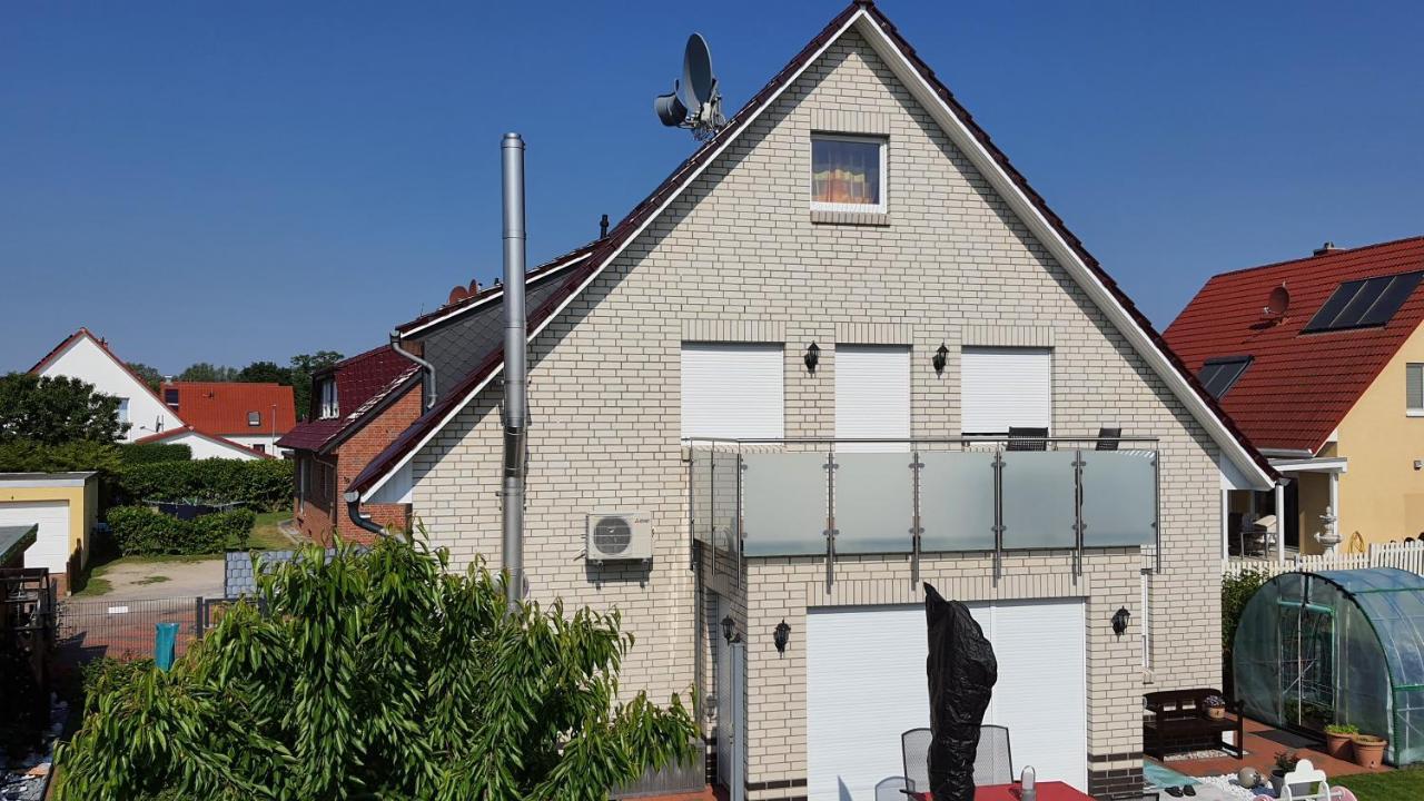 Nettes 2- Zimmer Apartment Sehnde Kültér fotó